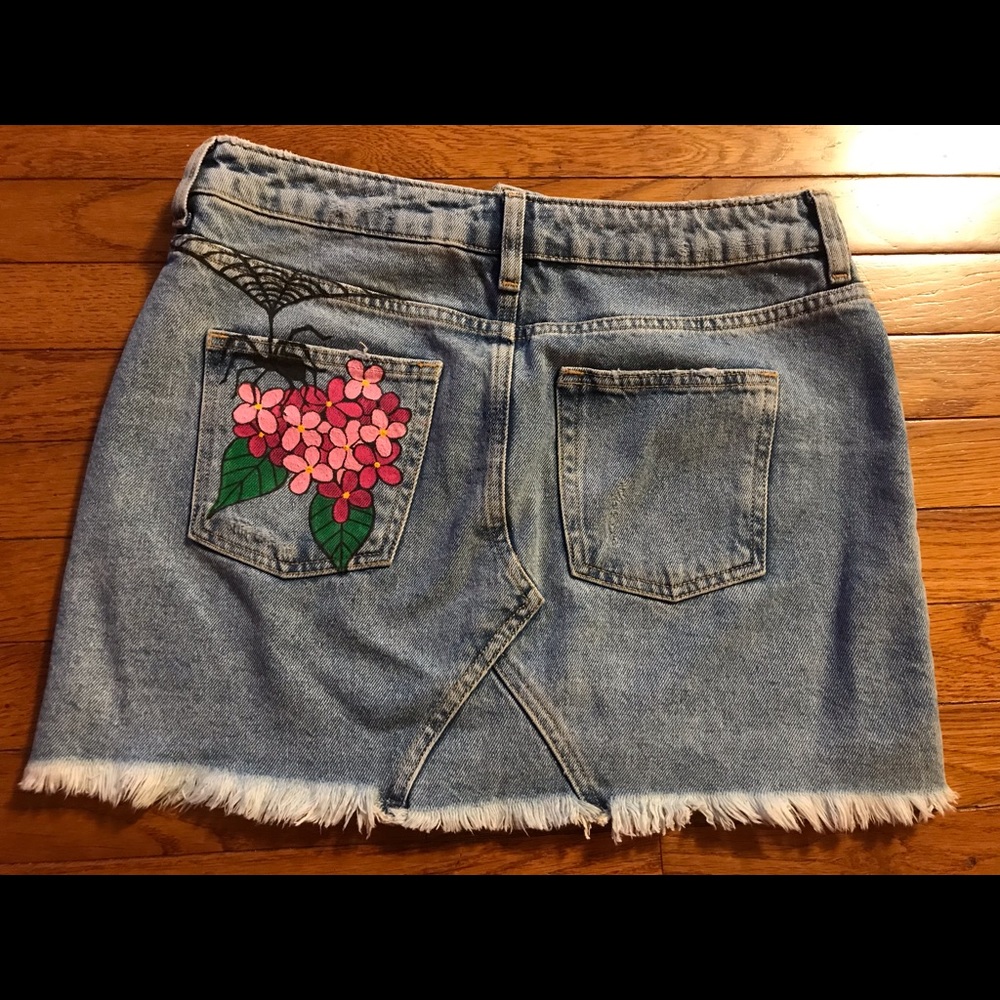 Re-designed denim mini😎 - Picture 2 of 5
